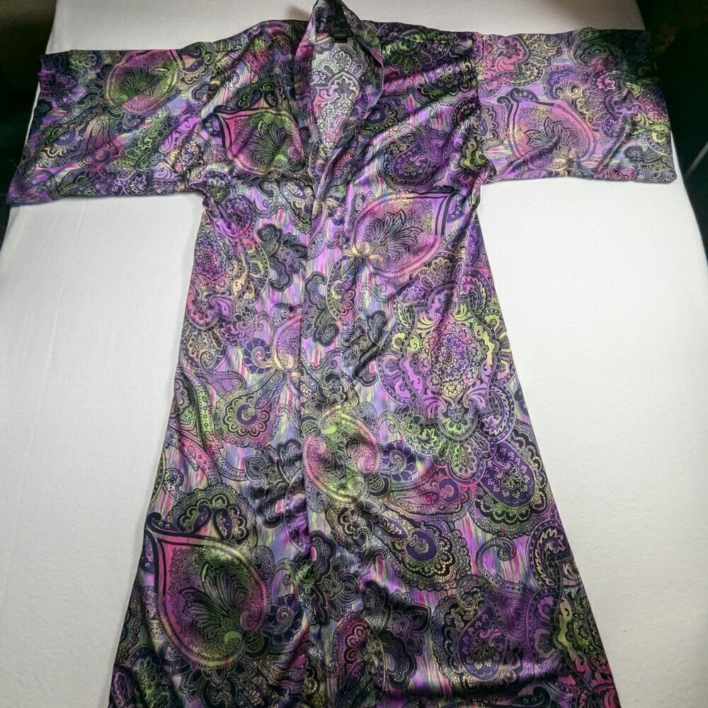 Purple Romantic Paisley Design Nantori Women's Robe Size Small